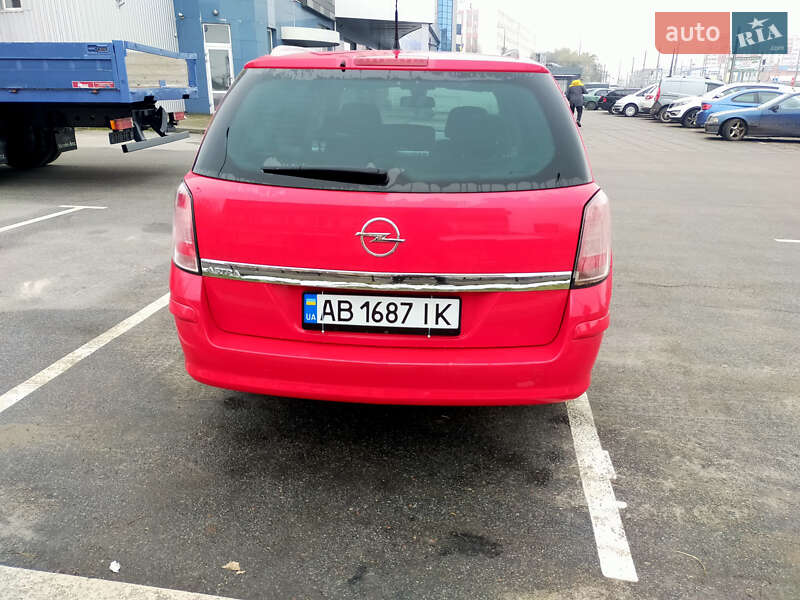 Универсал Opel Astra 2009 в Виннице