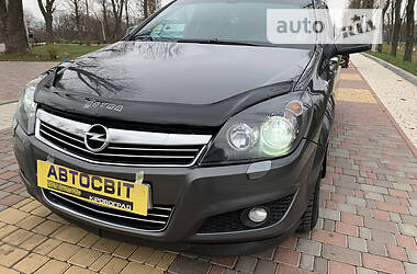 Универсал Opel Astra 2010 в Кропивницком