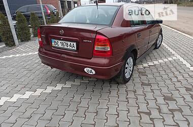 Седан Opel Astra 2001 в Дрогобыче