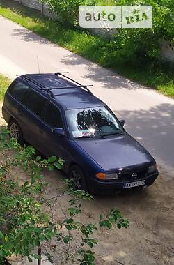 Универсал Opel Astra 1993 в Харькове