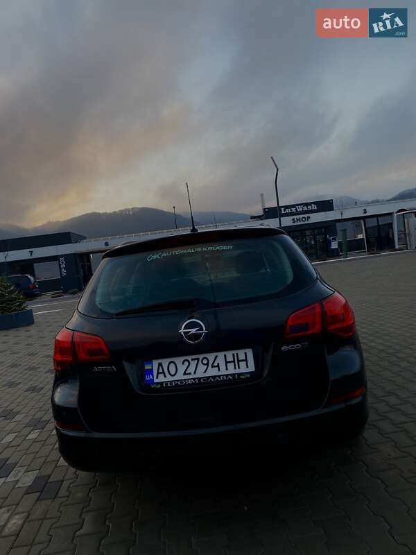 Универсал Opel Astra 2012 в Ужгороде фото 8 Универсал Opel Astra 2012 в Ужгороде