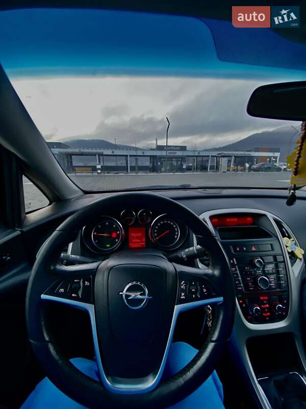 Универсал Opel Astra 2012 в Ужгороде фото 17 Универсал Opel Astra 2012 в Ужгороде