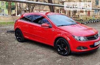 Хэтчбек Opel Astra 2006 в Кривом Роге