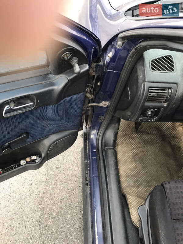 Купе Opel Astra 2003 в Балаклее