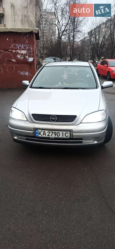 Opel Astra 1998