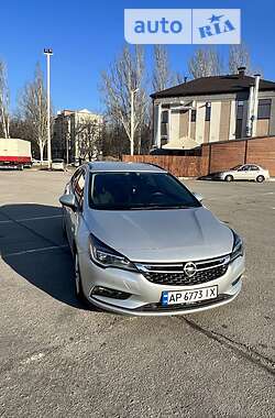 Универсал Opel Astra 2016 в Запорожье