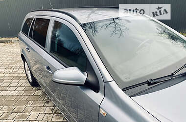 Универсал Opel Astra 2006 в Ивано-Франковске