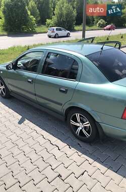 Седан Opel Astra 2008 в 