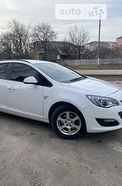 Універсал Opel Astra 2015 в Крижополі