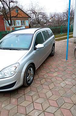 Универсал Opel Astra 2008 в Ровно