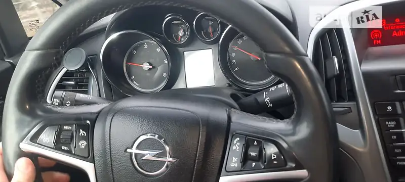 Opel Astra 2013