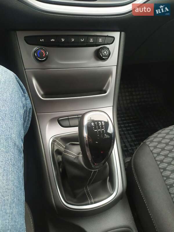 Универсал Opel Astra 2016 в Тернополе фото 23 Универсал Opel Astra 2016 в Тернополе