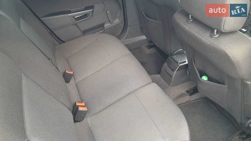 Универсал Opel Astra 2009 в Сарнах