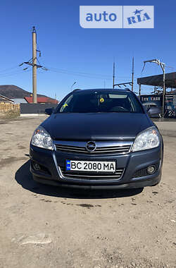 Универсал Opel Astra 2009 в Стрые