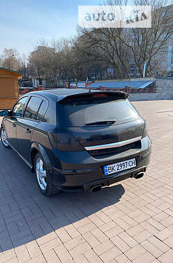 Хэтчбек Opel Astra 2009 в Ровно