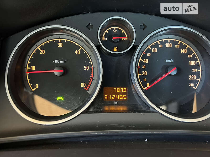 Универсал Opel Astra 2008 в Луцке