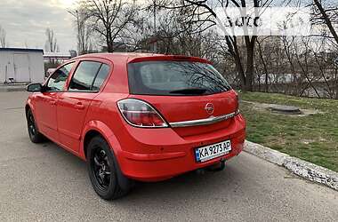 Хэтчбек Opel Astra 2008 в Киеве