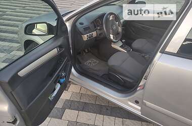 Универсал Opel Astra 2008 в Львове