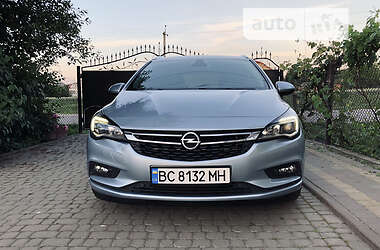 Универсал Opel Astra 2018 в Львове