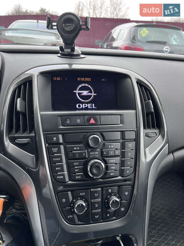 Универсал Opel Astra 2012 в Ужгороде фото 11 Универсал Opel Astra 2012 в Ужгороде