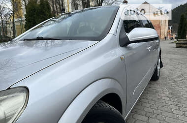 Универсал Opel Astra 2008 в 