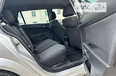 Универсал Opel Astra 2008 в 