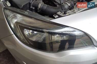Универсал Opel Astra 2015 в 