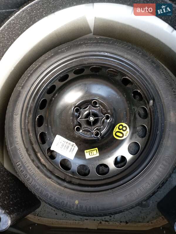 Универсал Opel Astra 2011 в Нововолынске