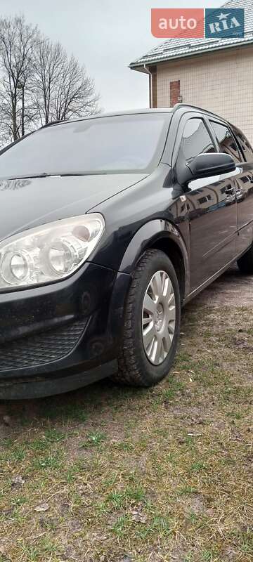 Універсал Opel Astra 2008 в Олевську