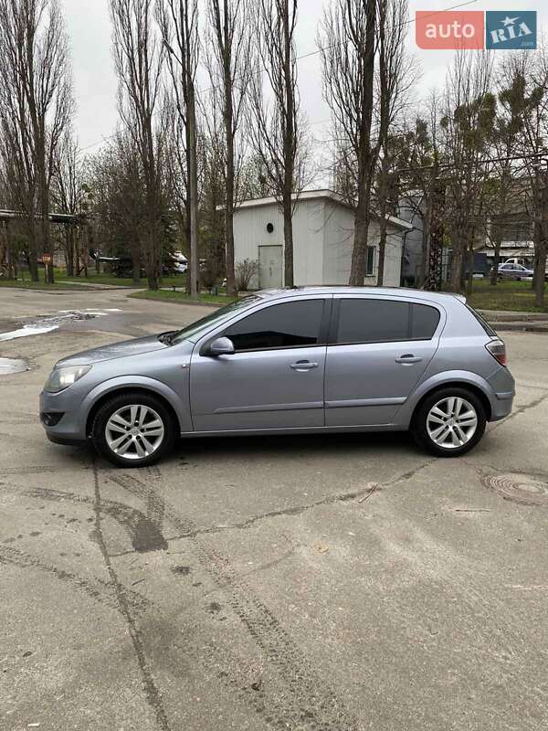 Хетчбек Opel Astra 2007 в Києві