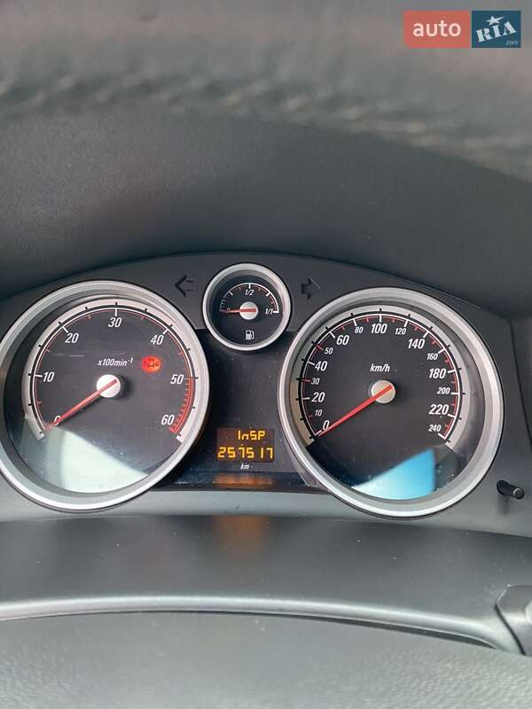 Хетчбек Opel Astra 2007 в Києві