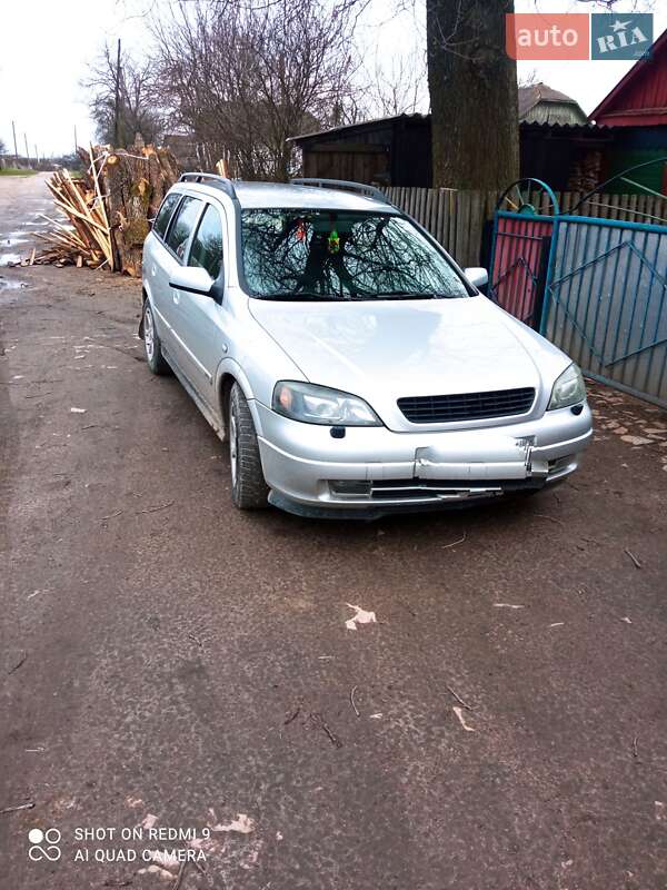 Универсал Opel Astra 2003 в Олевске