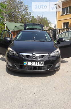 Хэтчбек Opel Astra 2011 в Кременчуге