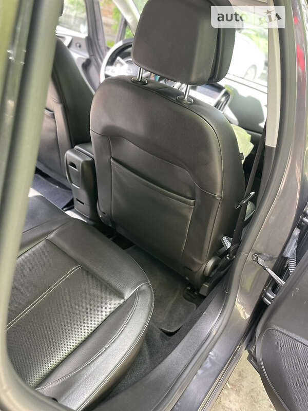 Хэтчбек Opel Astra 2010 в Киеве