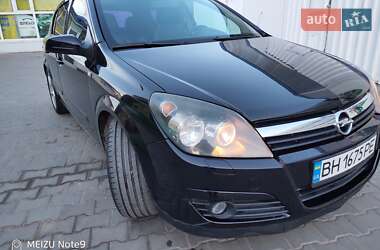 Хэтчбек Opel Astra 2004 в Рени