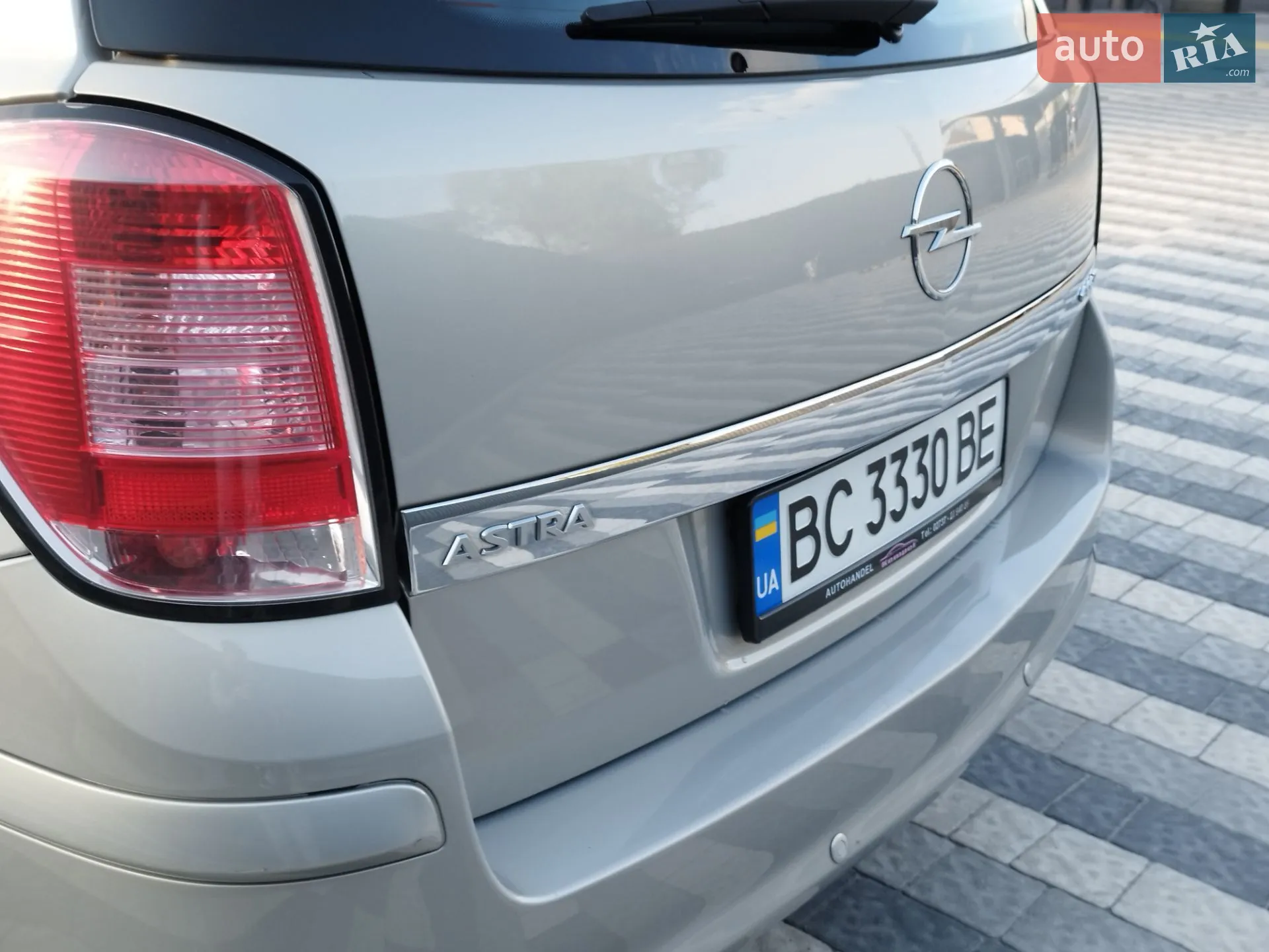 2010 Opel Astra - мініатюра 27