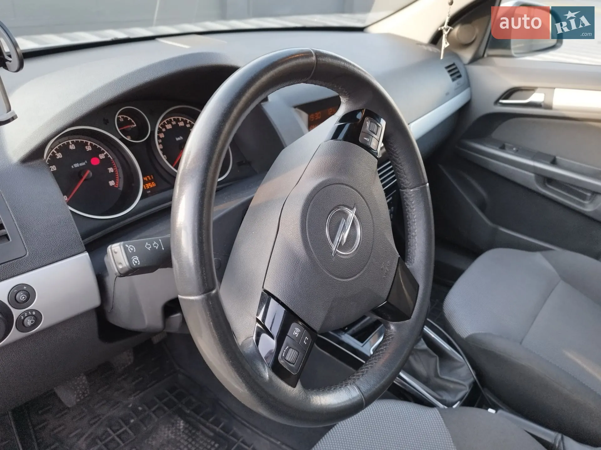 2010 Opel Astra - мініатюра 51