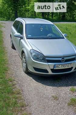 Універсал Opel Astra 2005 в Іваничах