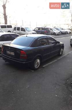 Седан Opel Astra 2003 в Одессе