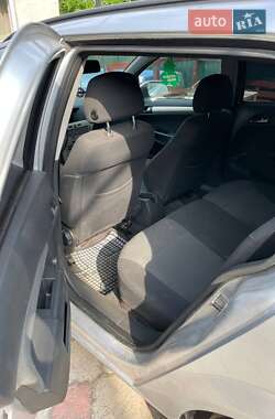 Универсал Opel Astra 2007 в 