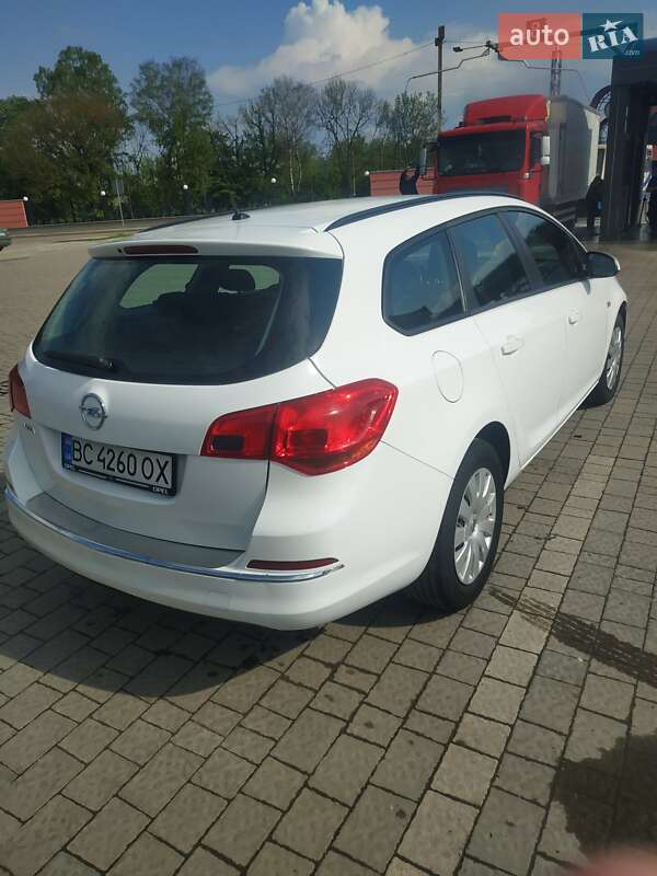 Универсал Opel Astra 2015 в Дрогобыче фото 4 Универсал Opel Astra 2015 в Дрогобыче