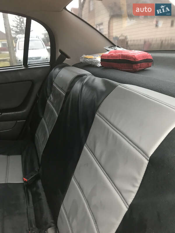Седан Opel Astra 2007 в Виноградове
