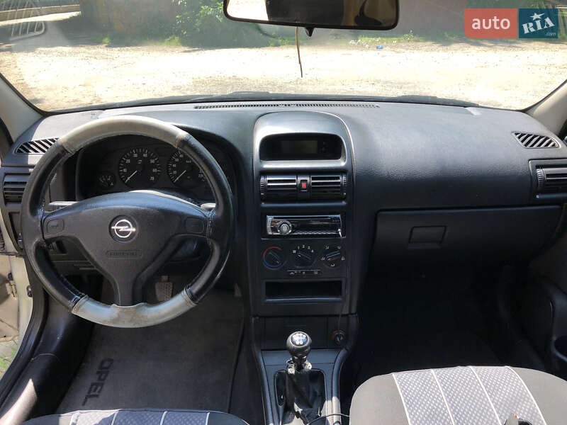 Седан Opel Astra 2007 в Ивано-Франковске