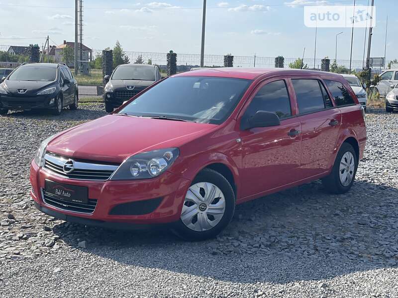 Универсал Opel Astra 2009 в Бродах