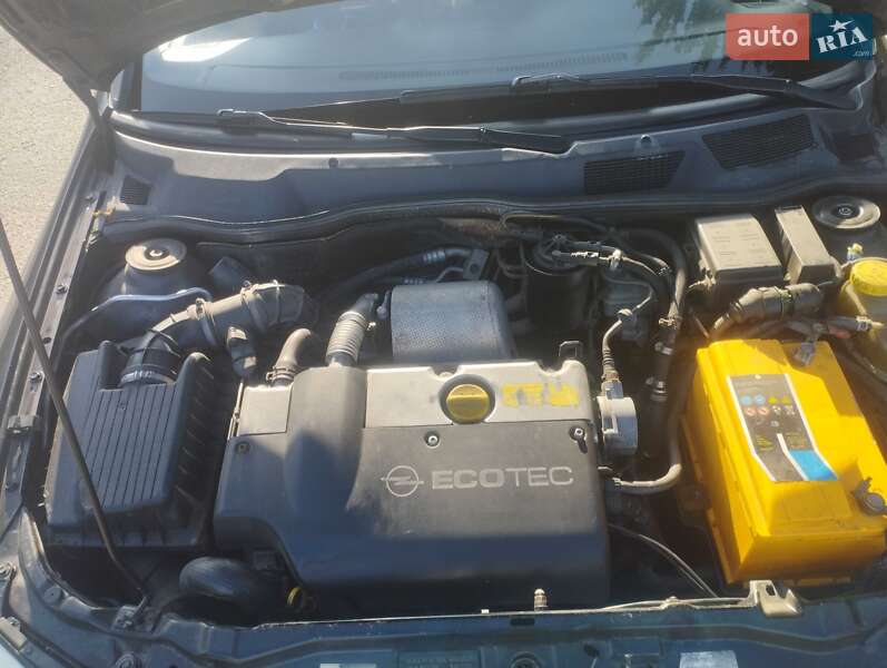 Универсал Opel Astra 1999 в Олевске