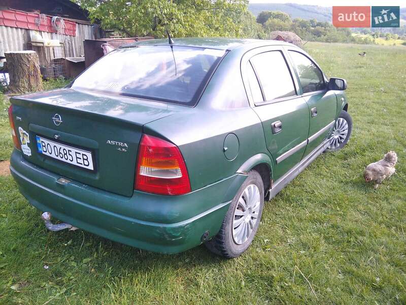 Седан Opel Astra 1999 в Бродах