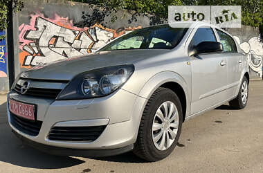 Хэтчбек Opel Astra 2004 в Луцке