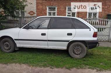 Хэтчбек Opel Astra 1993 в Сумах