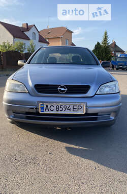 Седан Opel Astra 2006 в Луцке