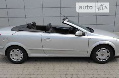 Кабриолет Opel Astra 2008 в Черкассах